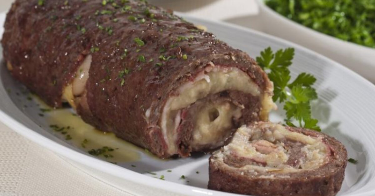 Rocambole De Carne Moída Com Purê De Batata Receitas Fáceis E Práticas 8799